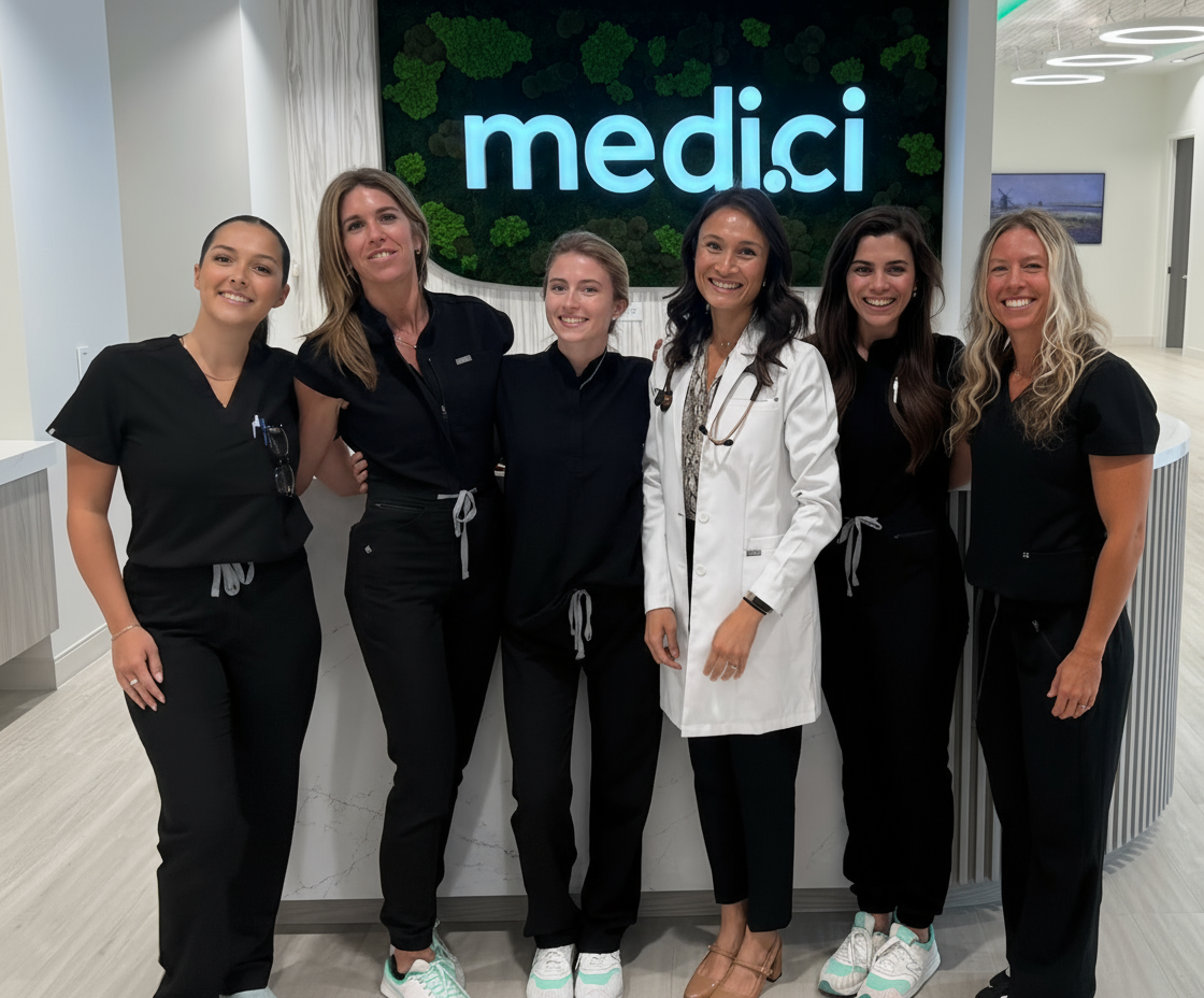 Medici health team of doctors and wellness specialists